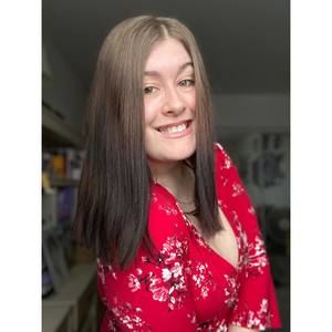 Meet your Posher, Alexandra